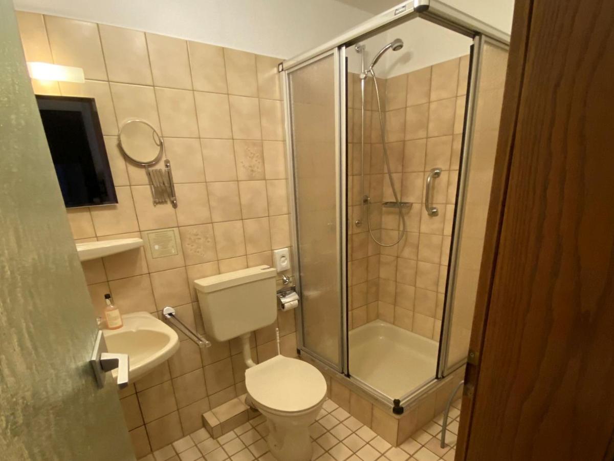 Small Single Room