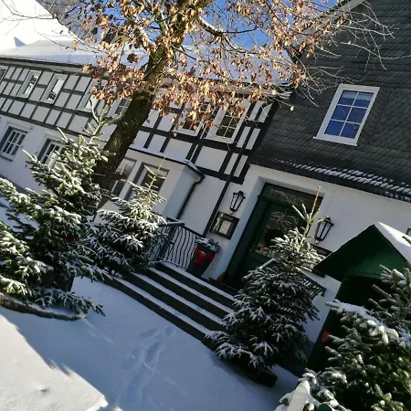 Gasthof Zur Hohen Hunau-3